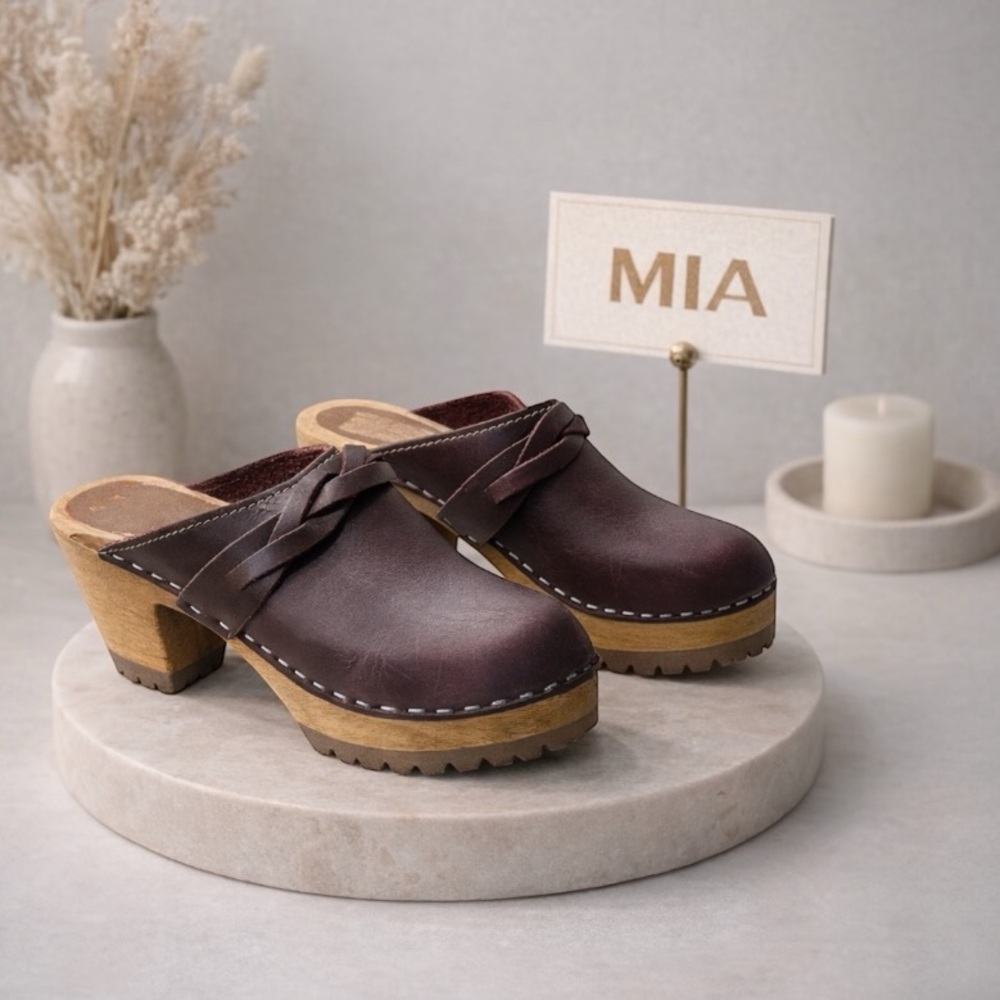MIA Elsa Swedish Wooden Clogs Burgundy Leather EU 39 US 8.5 9 Chunky Mule
